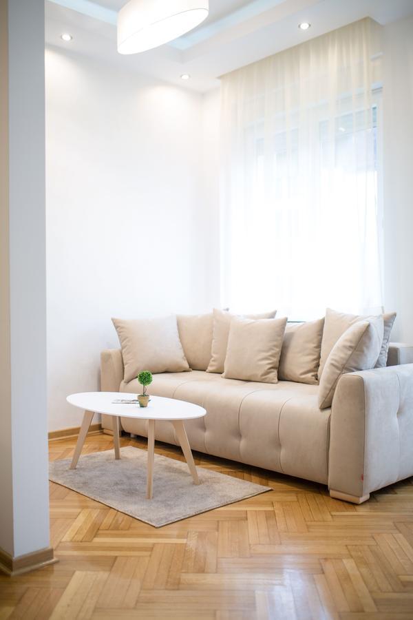 Ferienwohnung Royal Park Belgrad Exterior foto