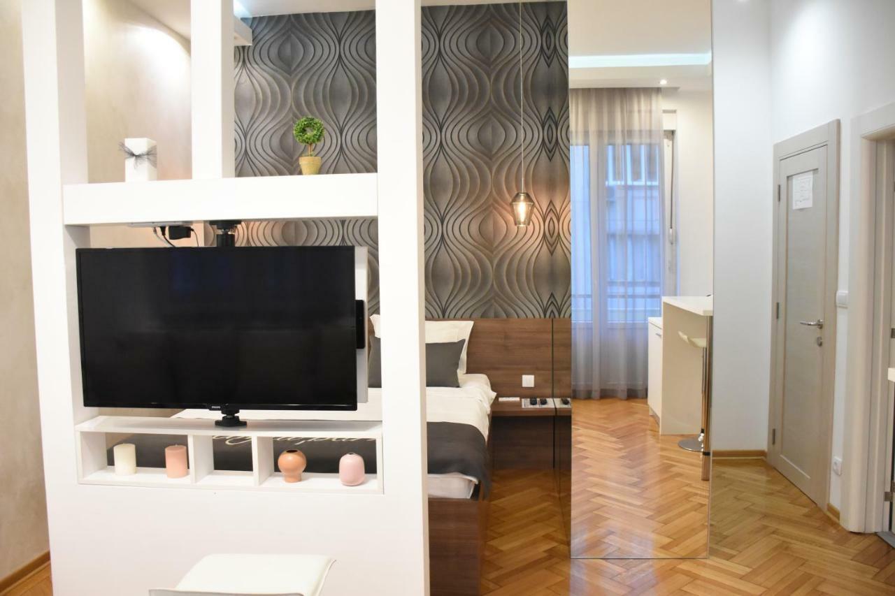 Ferienwohnung Royal Park Belgrad Exterior foto